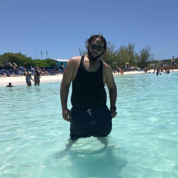 Meet your Posher, Dwayne - Picture 1 of 1